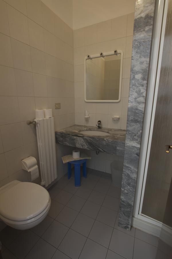 Albergo Tavernetta Castelnuovo del Garda Exteriér fotografie
